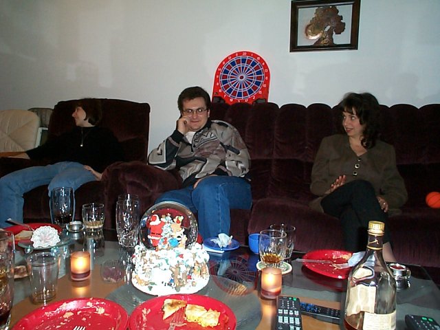 Party after Christmas at Eduard & Monica, 12/26/2000
(Click on the picture for the full-size version)