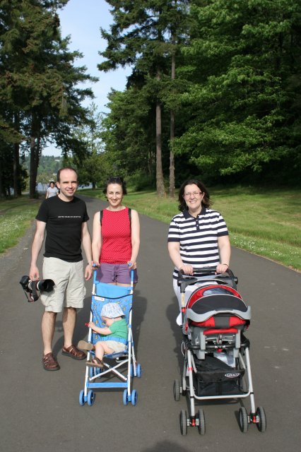 In Seward Park
(Click on the picture for the full-size version)