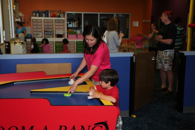 Annika's Birthday, 08/04
(Click on the picture for the full-size version)