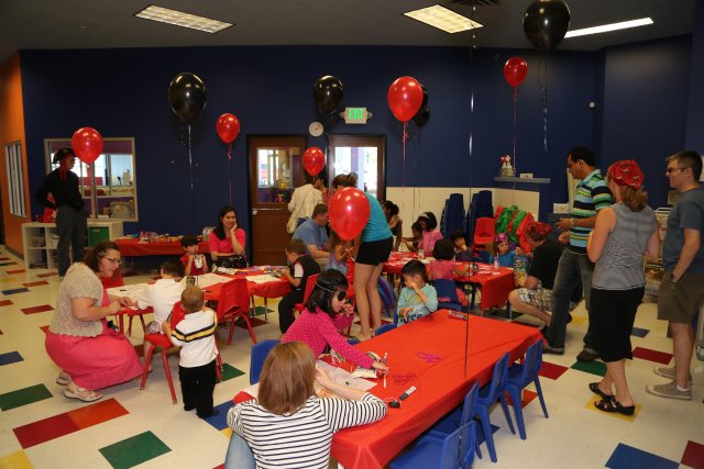 Annika's Birthday, 08/04
(Click on the picture for the full-size version)