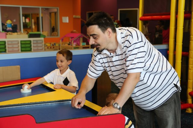 Annika's Birthday, 08/04
(Click on the picture for the full-size version)