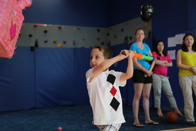 Annika's Birthday, 08/04
(Click on the picture for the full-size version)