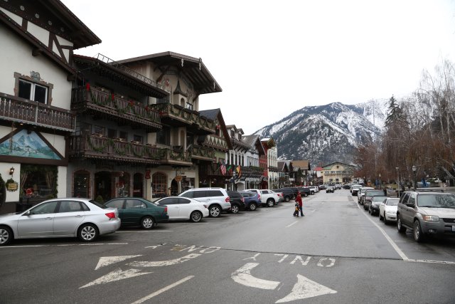 Christmas at Leavenworth, 2014
(Click on the picture for the full-size version)