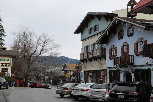 Christmas at Leavenworth, 2014
(Click on the picture for the full-size version)