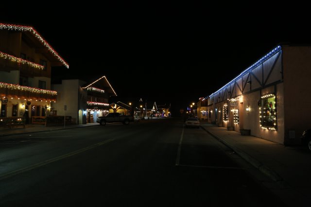 Christmas at Leavenworth, 2014
(Click on the picture for the full-size version)