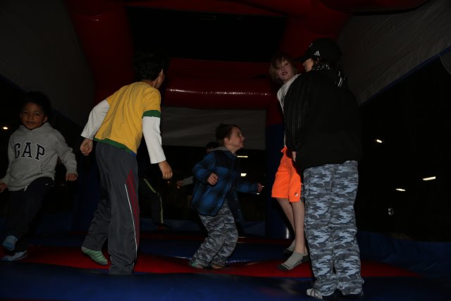 Alin Constantin's Photography - Robert's birthday 03/26
(Click on the picture for the full-size version)