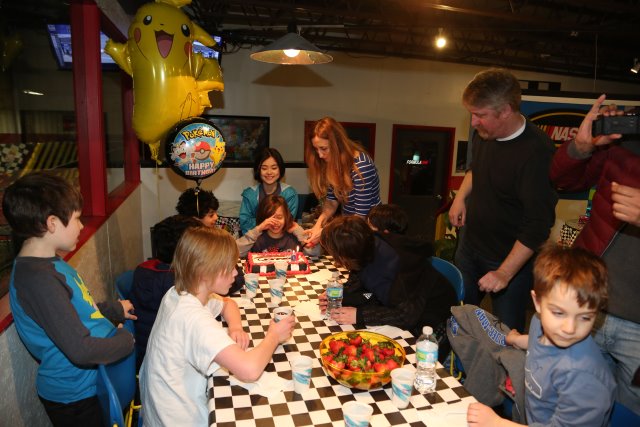 Alin Constantin's Photography - Robert's birthday 03/26
(Click on the picture for the full-size version)