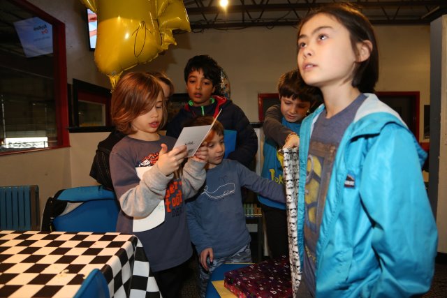 Alin Constantin's Photography - Robert's birthday 03/26
(Click on the picture for the full-size version)