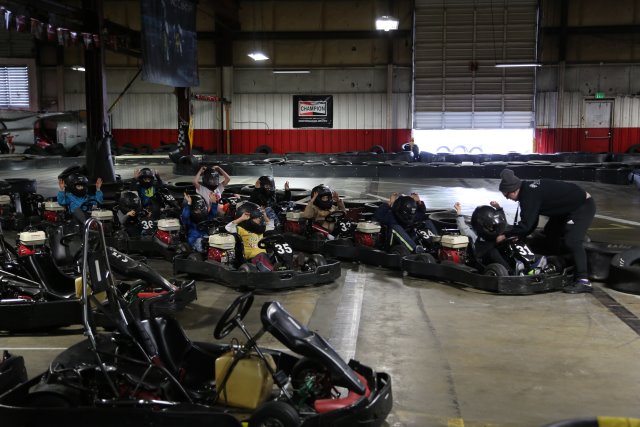 Alin Constantin's Photography - Robert's birthday 03/26
(Click on the picture for the full-size version)