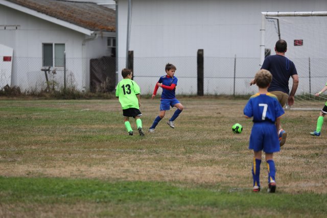 Alin Constantin's Photography - Vlad @ Ninja vs. Duvall FC soccer match
(Click on the picture for the full-size version)