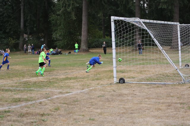 Alin Constantin's Photography - Vlad @ Ninja vs. Duvall FC soccer match
(Click on the picture for the full-size version)